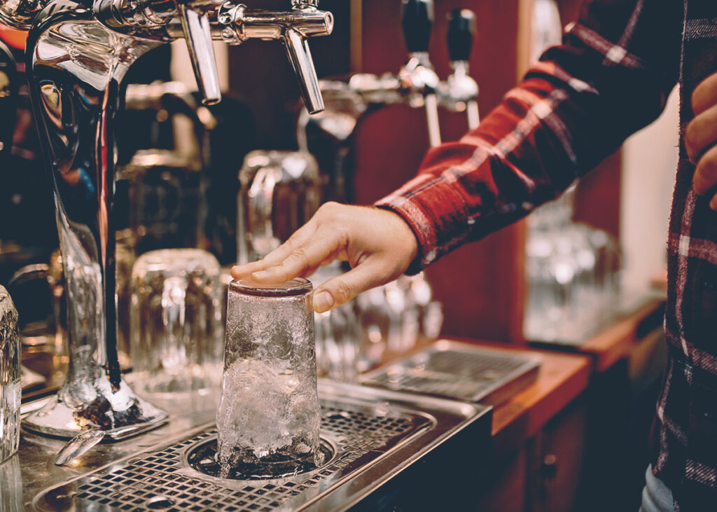 A “Beer Clean” Glass What It is and Why It Matters Druthers Brewing